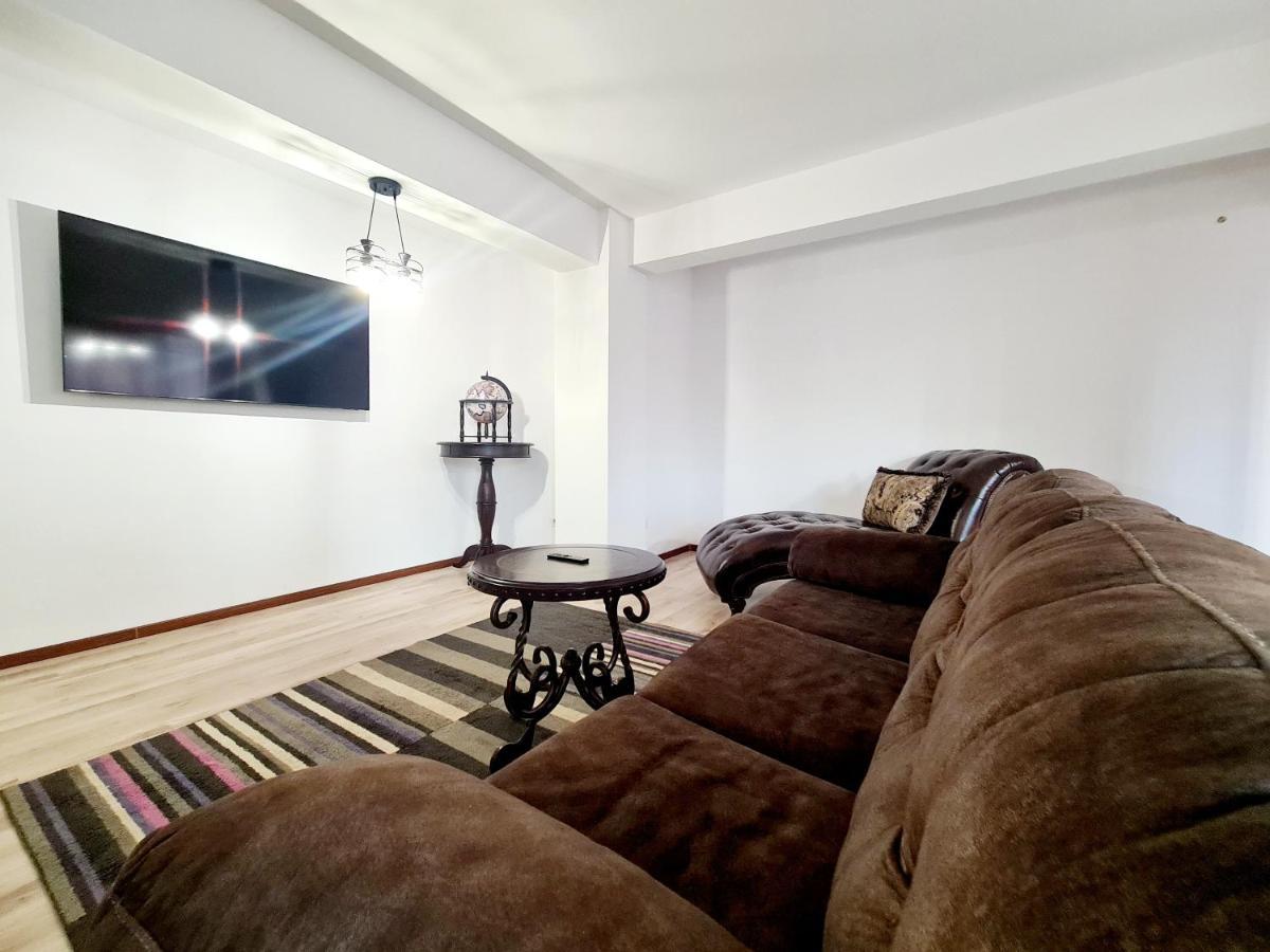 R.O.S.E. Apartment Konstanca Kültér fotó