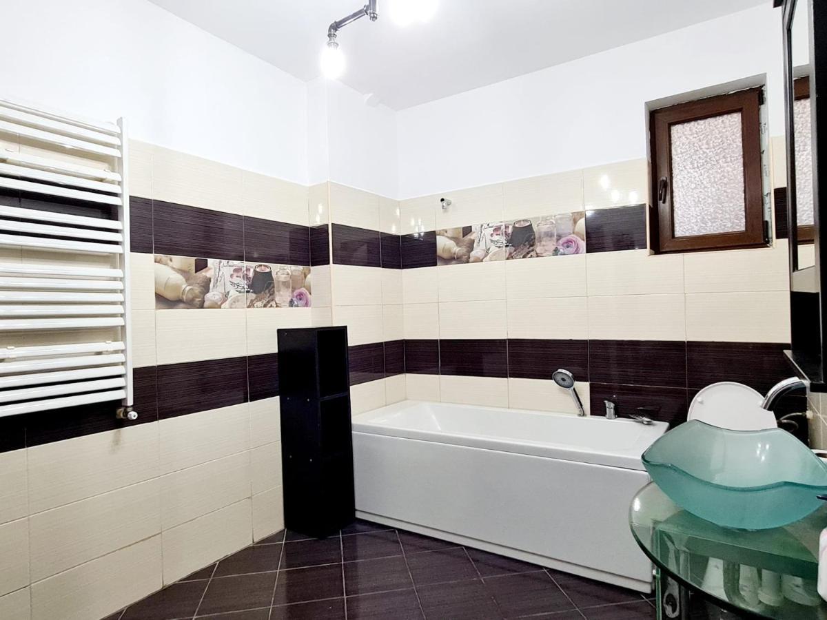 R.O.S.E. Apartment Konstanca Kültér fotó