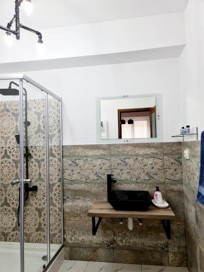 R.O.S.E. Apartment Konstanca Kültér fotó